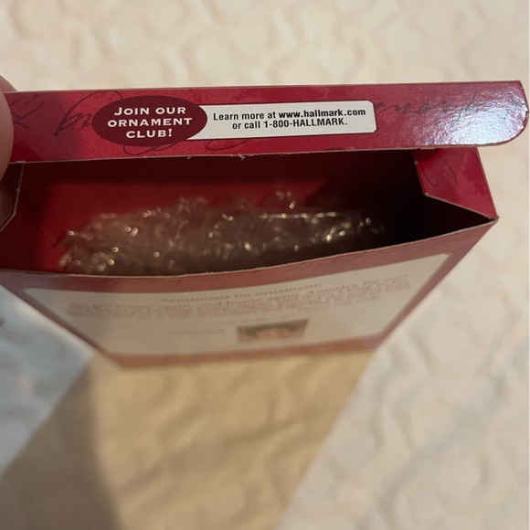 Vintage Hallmark Keepsake Ornament- America For Me Colonial Flag Includes Box - Picture 6 of 6